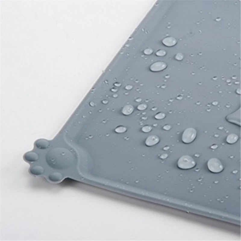 Tapis anti-éclaboussures pour chien — PawlyBuddy™